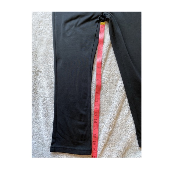 #6 😀 Free with Purchase: Petit Aerie Workout Crop Pant - Picture 3 of 13